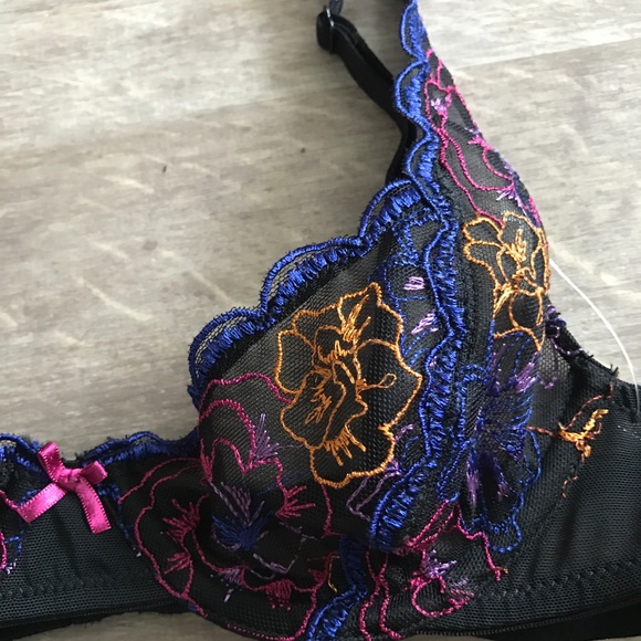NEW Free People Black Embroidered Floral Bra - Picture 2 of 7